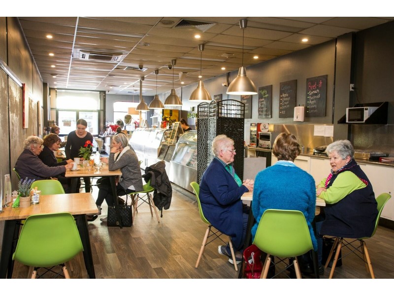 95 Boorowa Street, Young NSW 2594