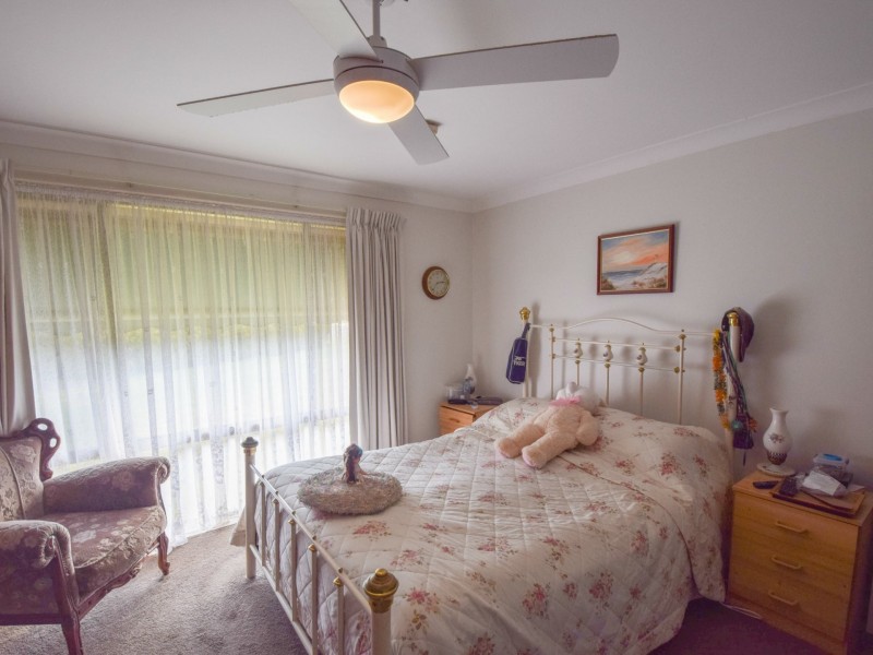 67 Blackett Avenue, Young NSW 2594