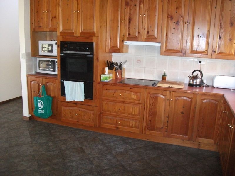 42 Batinichs Road, Young NSW 2594