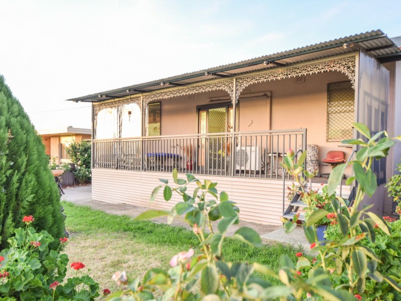 157 Edwards Street, Young NSW 2594