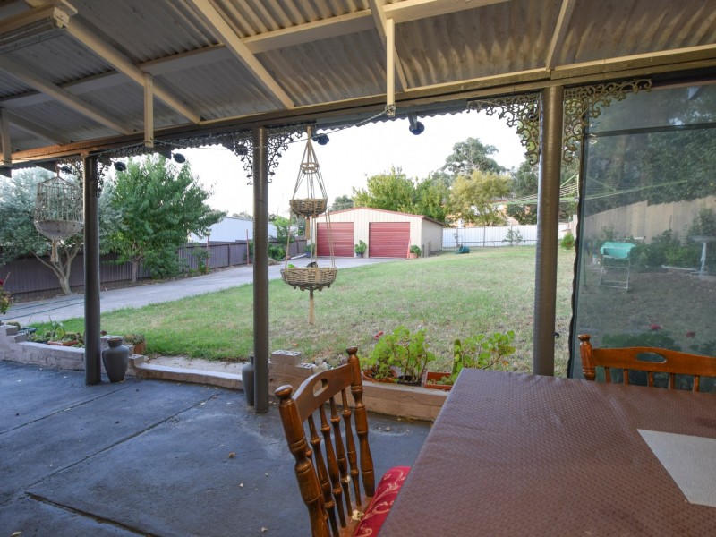 157 Edwards Street, Young NSW 2594