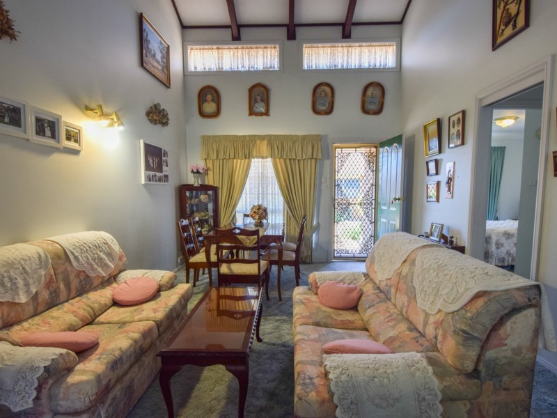 4/23 Thornhill Street, Young NSW 2594