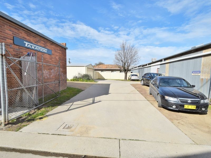 71 Lynch Street, Young NSW 2594