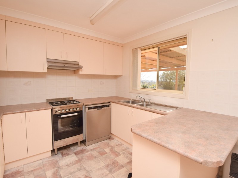 22 Tadros Avenue, Young NSW 2594