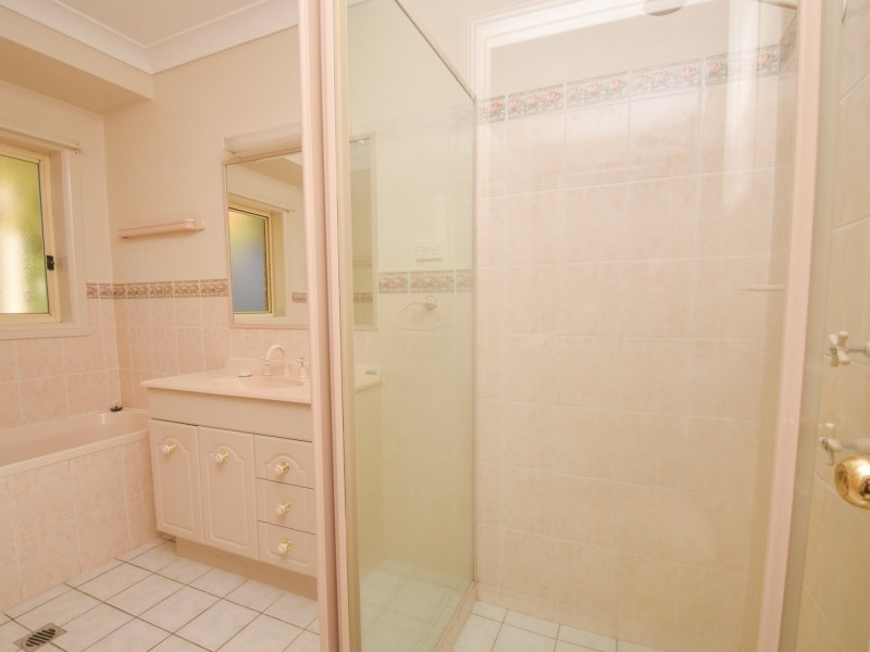 22 Tadros Avenue, Young NSW 2594