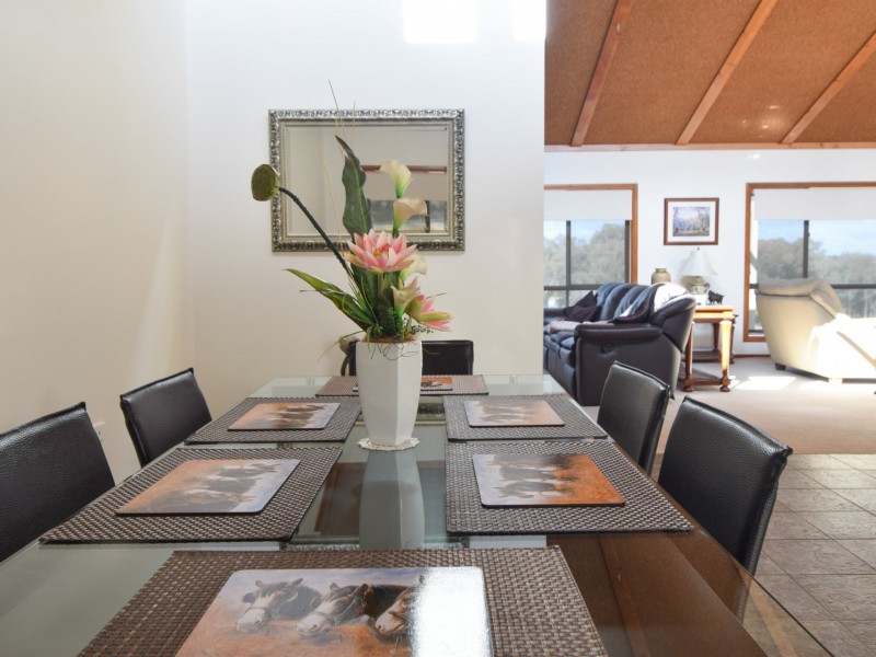 42 Batinichs Road, Young NSW 2594