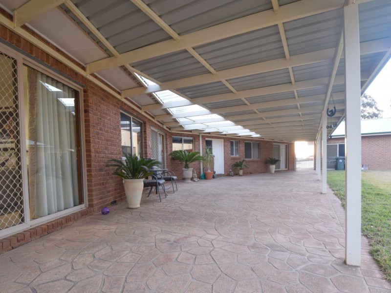 42 Batinichs Road, Young NSW 2594