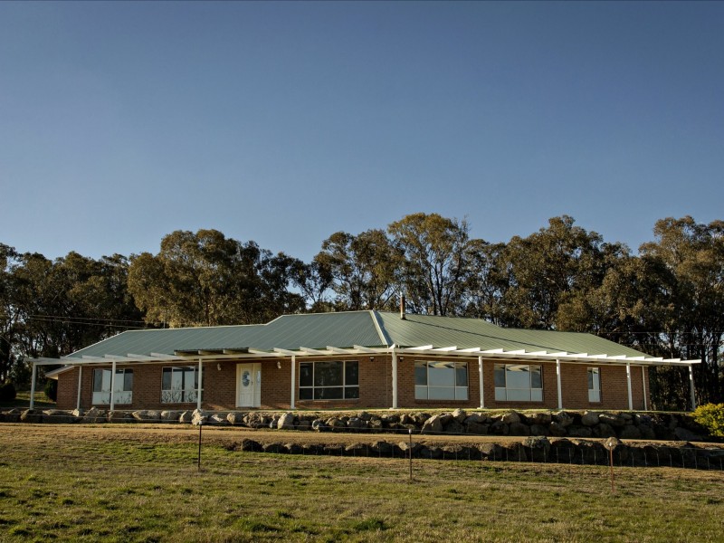 42 Batinichs Road, Young NSW 2594