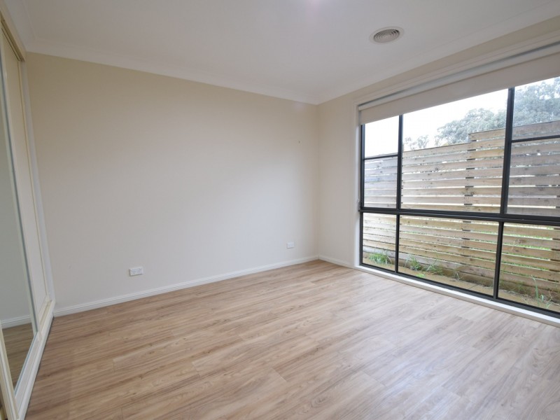 31 Saines Road, Young NSW 2594