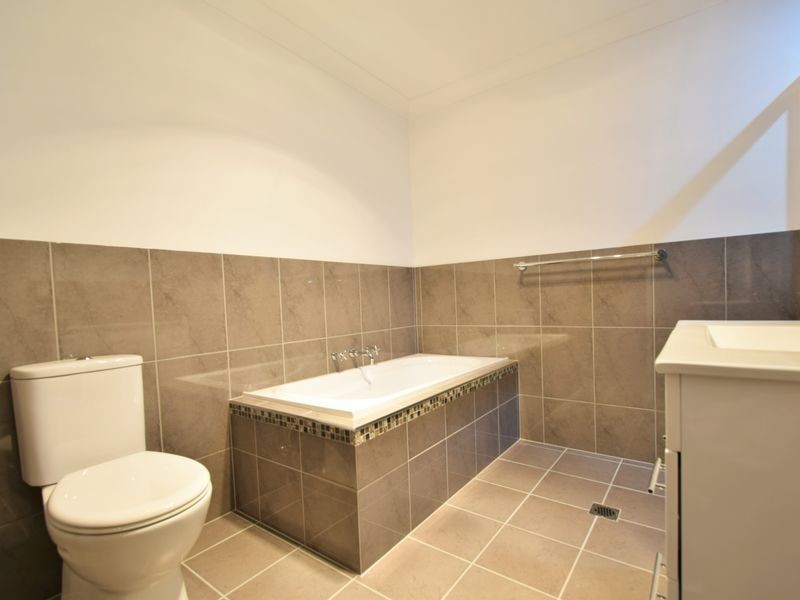 20A Orchard Street, Young NSW 2594