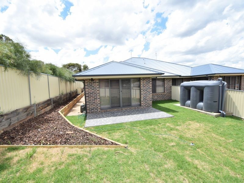 20B Orchard Street, Young NSW 2594