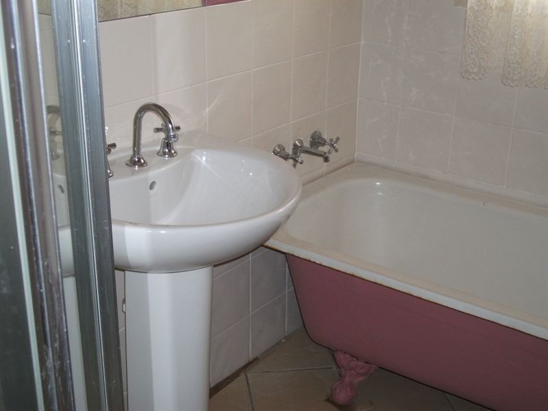 ZENITH Araluen Rd Murrumburrah, Young NSW 2594