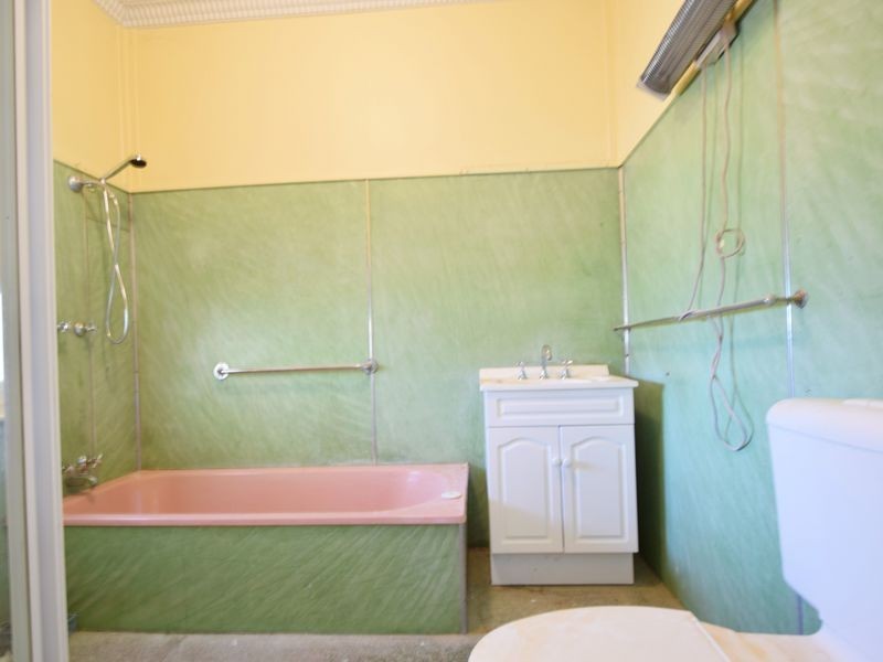 47 Nasmyth Street, Young NSW 2594