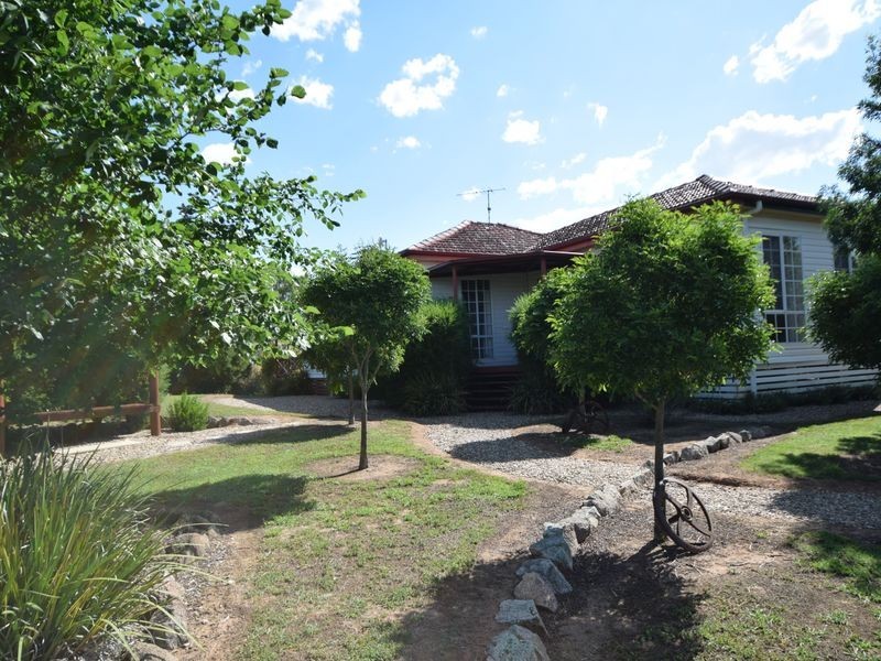 389 Chillingworks Road, Young NSW 2594