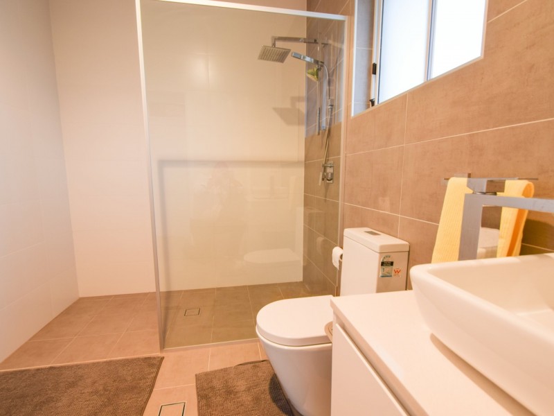 109 Dananbilla Drive, Young NSW 2594