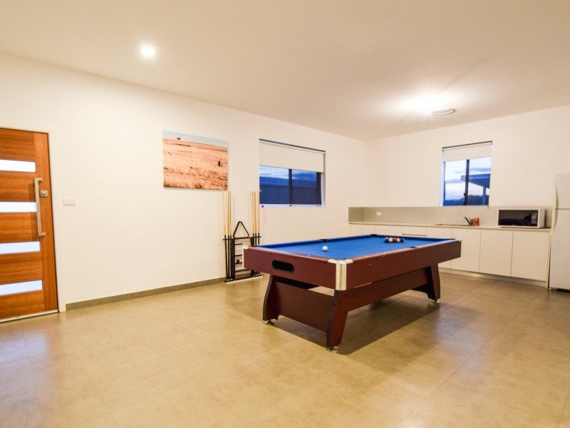 109 Dananbilla Drive, Young NSW 2594