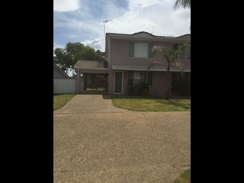 6/77 Edward Street, Young NSW 2594
