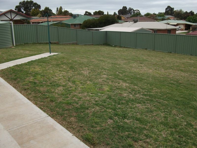 70 Orchard Street, Young NSW 2594