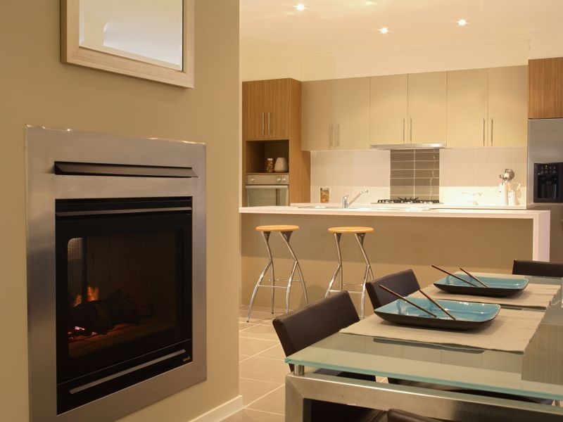 13 Settlers Place, Young NSW 2594