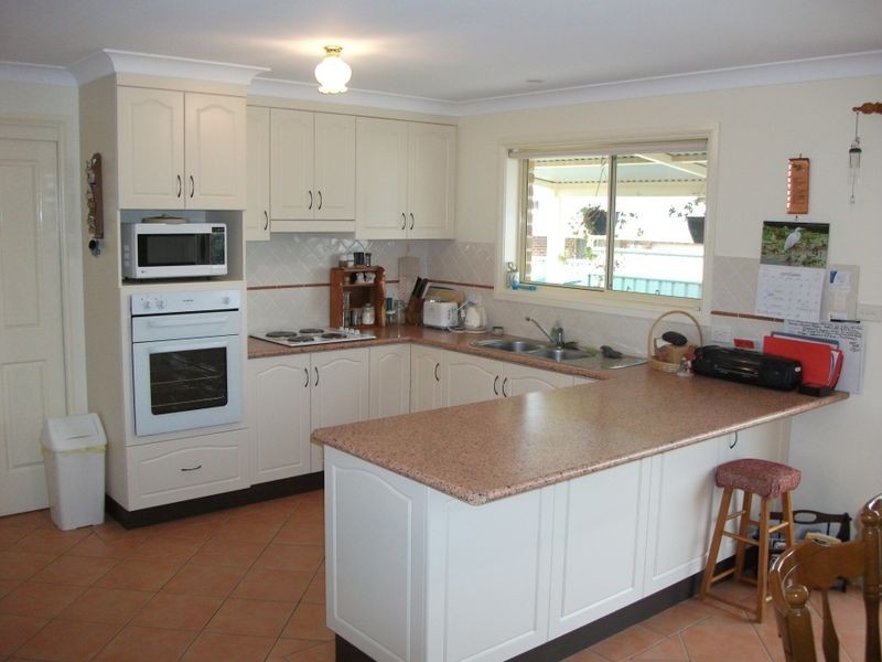 5 Miro Street, Young NSW 2594