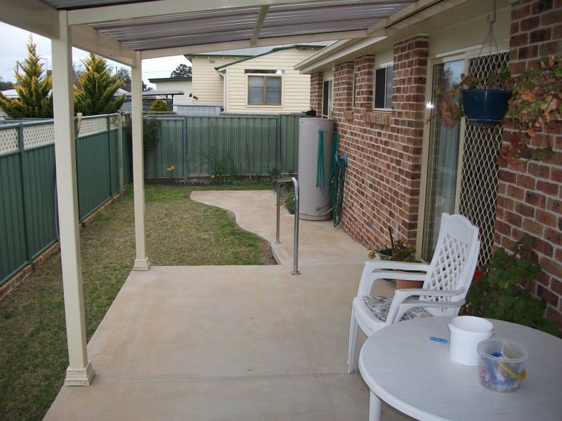 5 Miro Street, Young NSW 2594