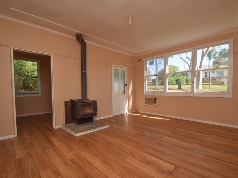 6 Prospect street, Young NSW 2594