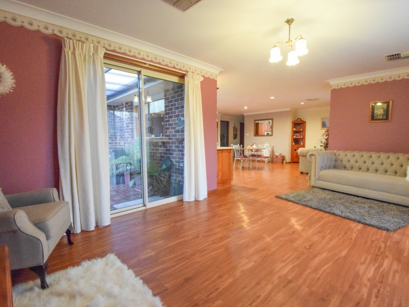 34a Demondrille Street, Young NSW 2594