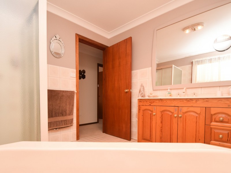 34a Demondrille Street, Young NSW 2594