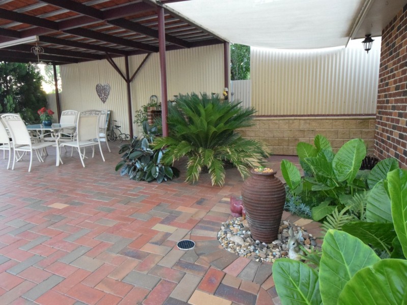 34a Demondrille Street, Young NSW 2594