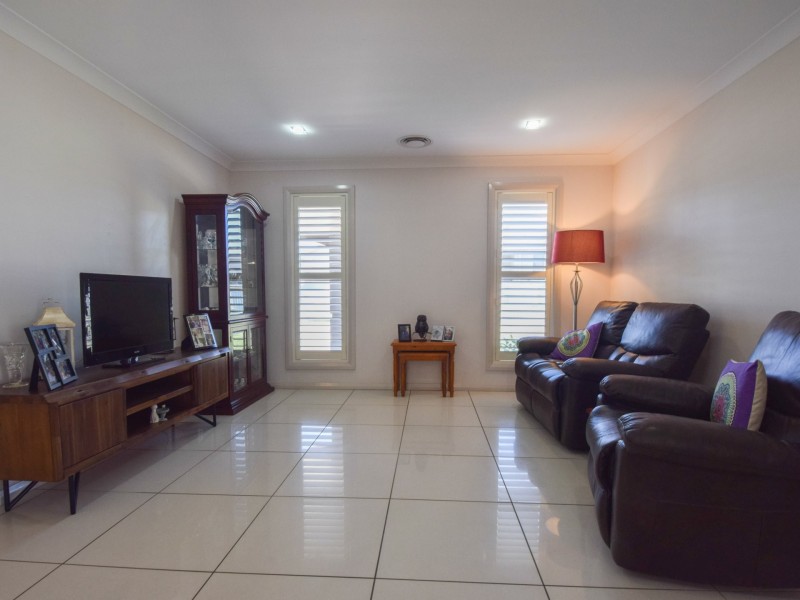 1 Settlers Place, Young NSW 2594