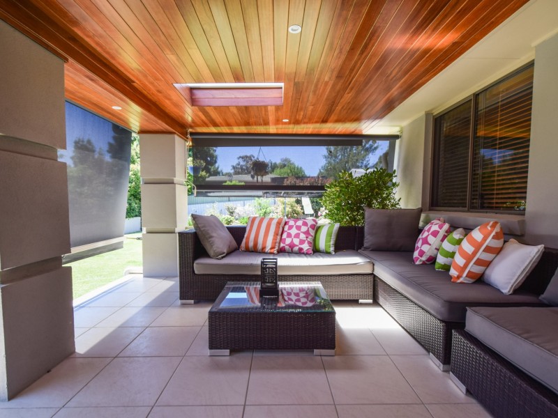 1 Settlers Place, Young NSW 2594