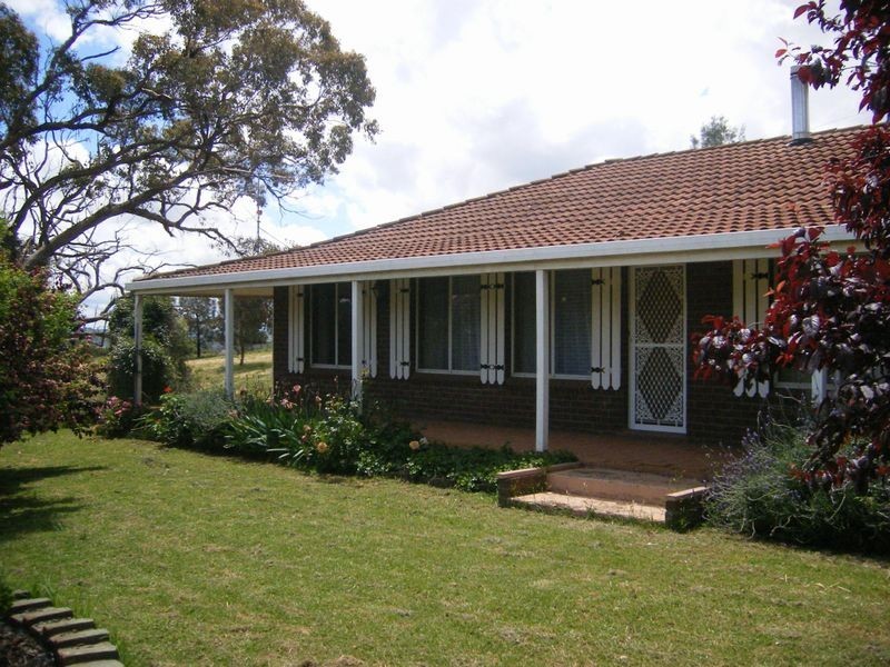 490 Temora Rd, Young NSW 2594