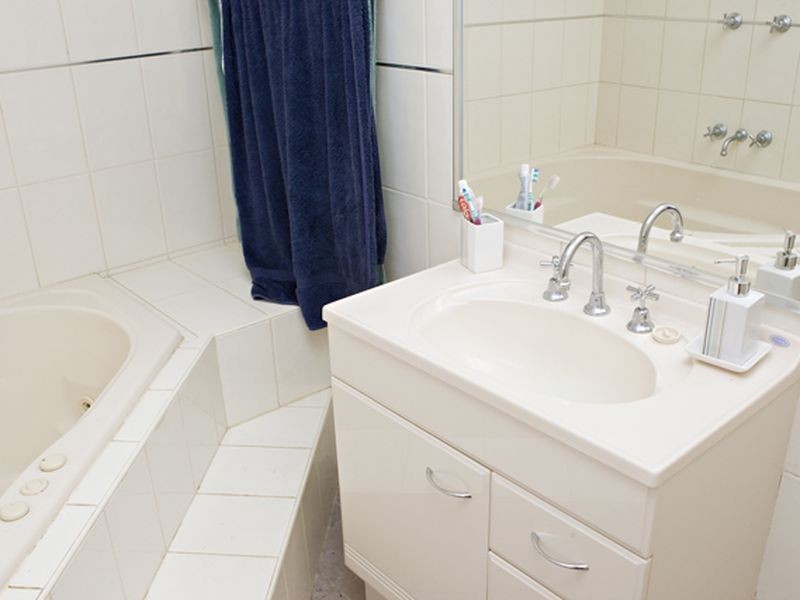 39 Burrows, Young NSW 2594