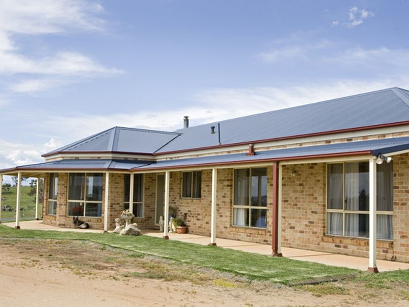 39 Burrows, Young NSW 2594