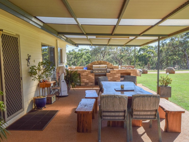 251 Rhodes Road, Young NSW 2594