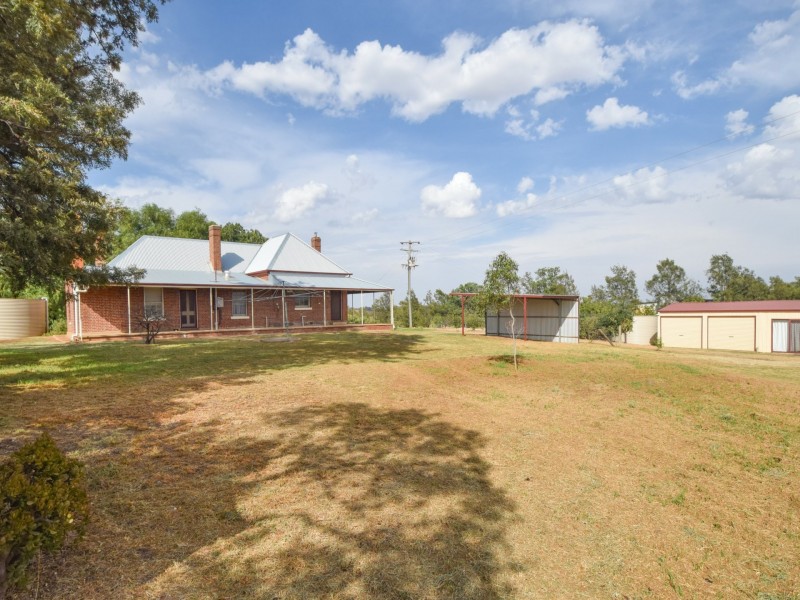 172 Jasprizza Lane, Young NSW 2594