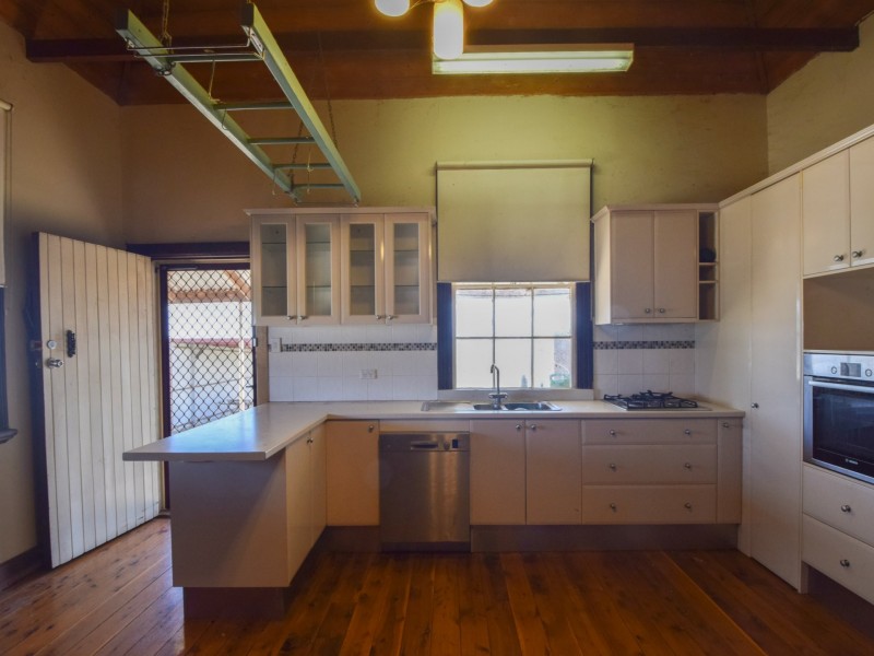 172 Jasprizza Lane, Young NSW 2594