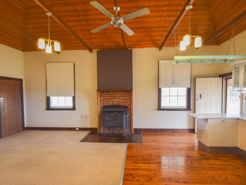 172 Jasprizza Lane, Young NSW 2594