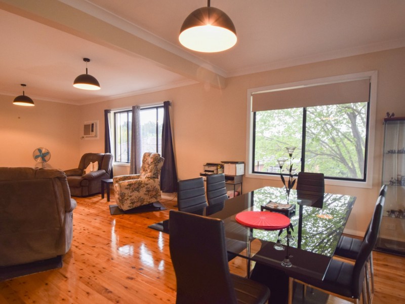 22 Cowper Street, Young NSW 2594