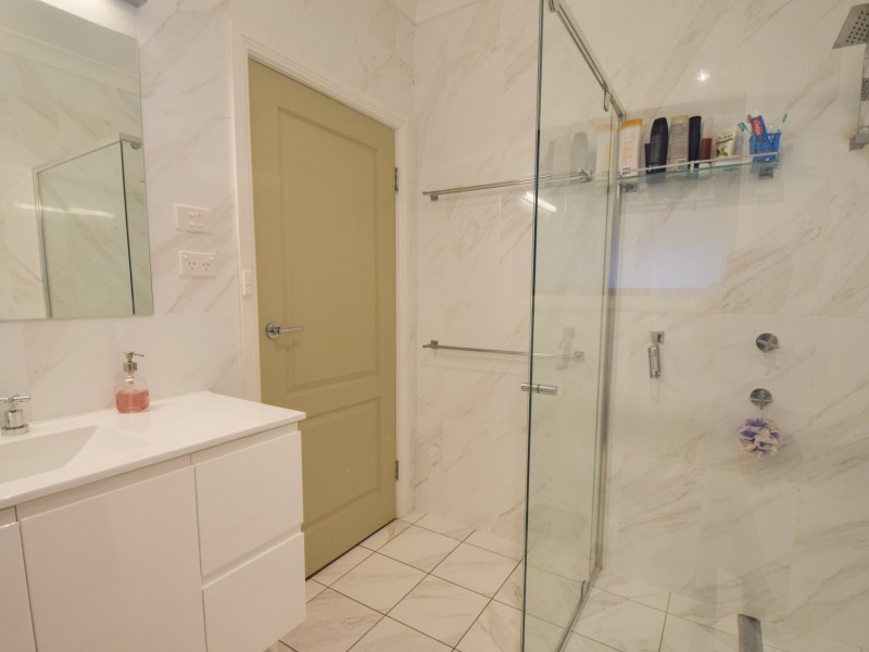 22 Cowper Street, Young NSW 2594