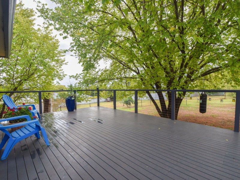 22 Cowper Street, Young NSW 2594