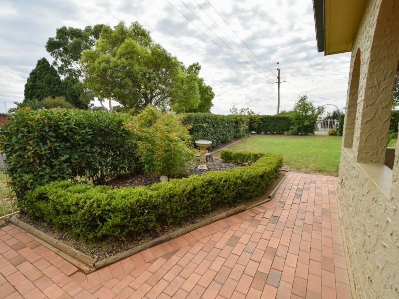 23 Elizabeth Street, Young NSW 2594