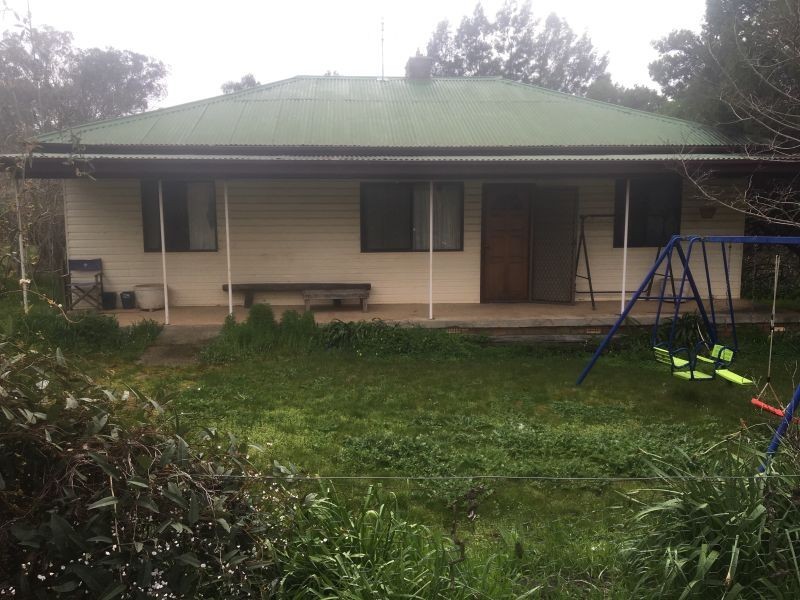 12 Wycombe Street, Young NSW 2594