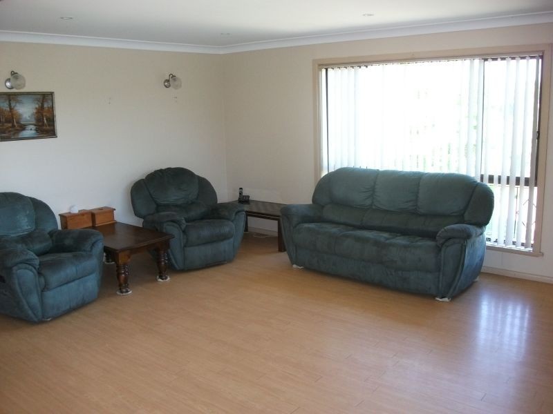 56 Templemore Street, Young NSW 2594