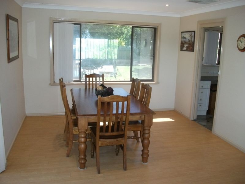 56 Templemore Street, Young NSW 2594