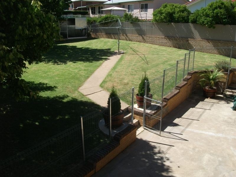 56 Templemore Street, Young NSW 2594