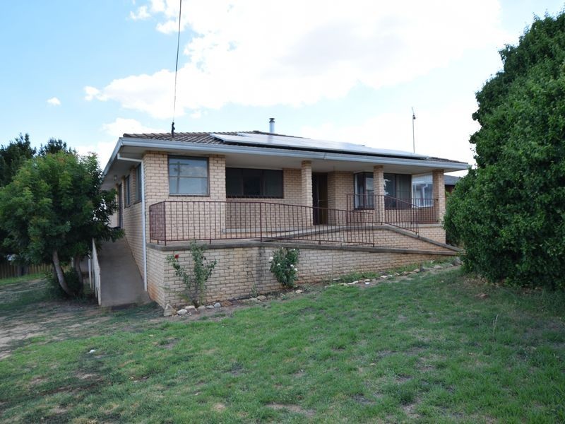 118 Wombat Street, Young NSW 2594