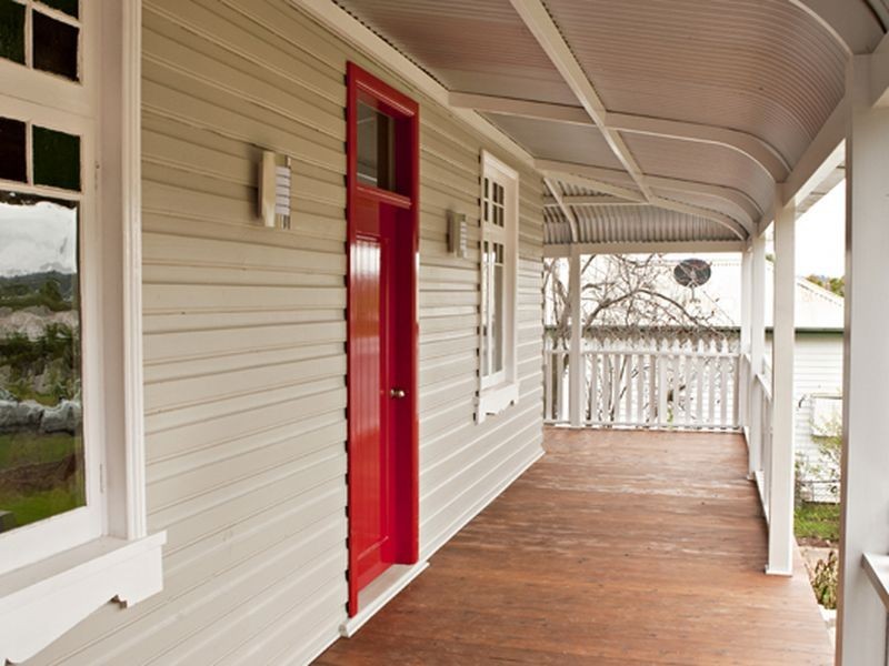 57 Caple Street, Young NSW 2594