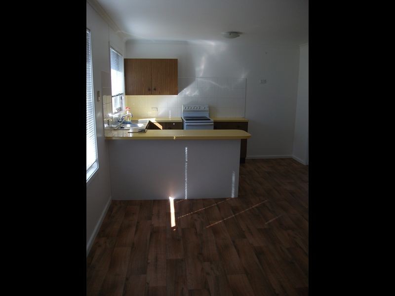 7 Russell Street, Young NSW 2594