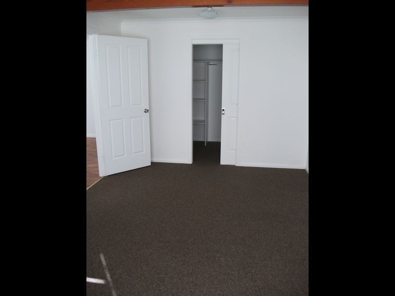 7 Russell Street, Young NSW 2594